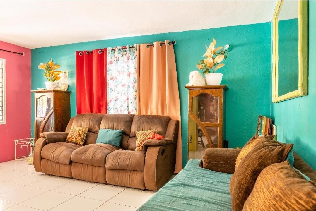 Colorful Private Room Oasis Montego Bay Exterior photo